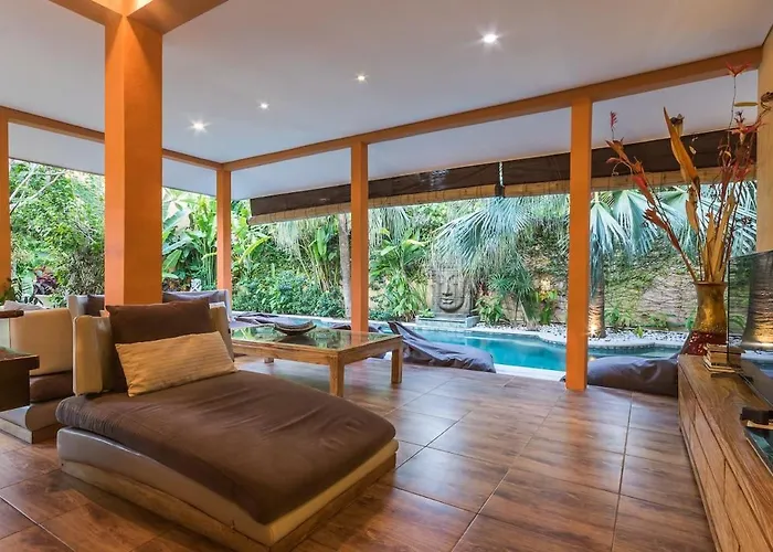 Odil, Great Value 700m & 15m Pool Villa Seminyak