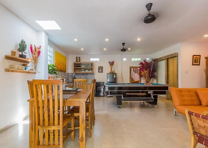 Villa Odil, Great Value 700m & 15m Pool *